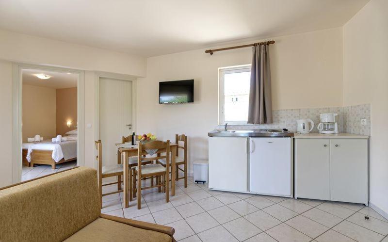 Hotel Mary Platanias  Ngoại thất bức ảnh